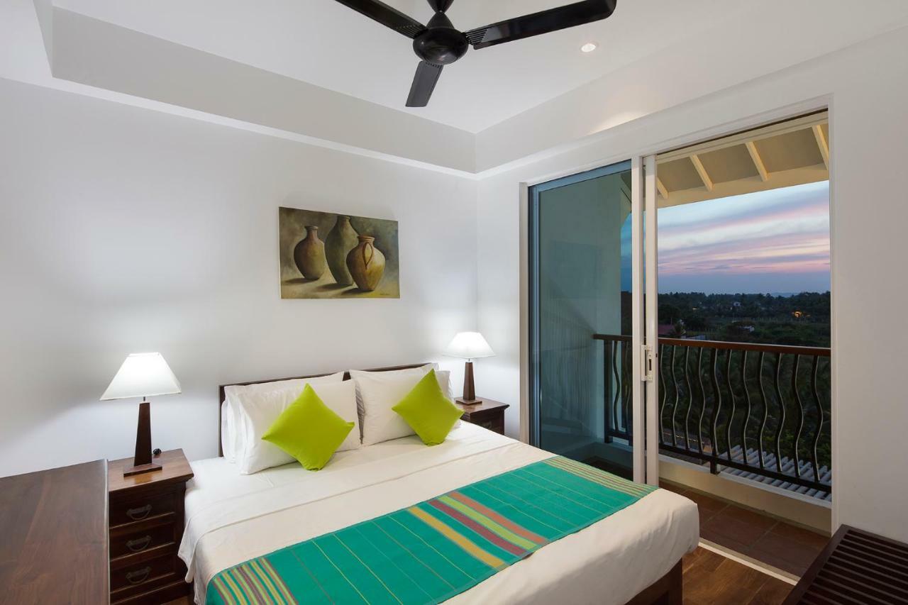 Casamia Oceanfront Condos Нилавели Экстерьер фото