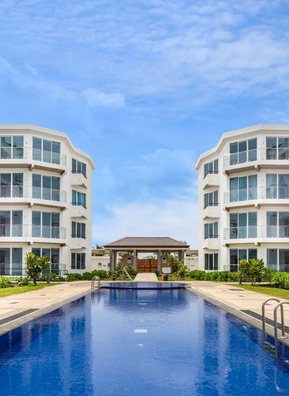 Casamia Oceanfront Condos Нилавели Экстерьер фото
